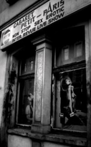 Cabaret Petit - Paris