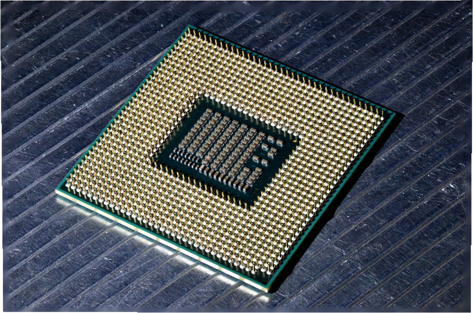 Intel Celeron B840 (Sandy Bridge 2C-GT1)
