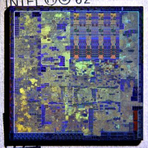 Nvidia G84 (GeForce 8600) die shot