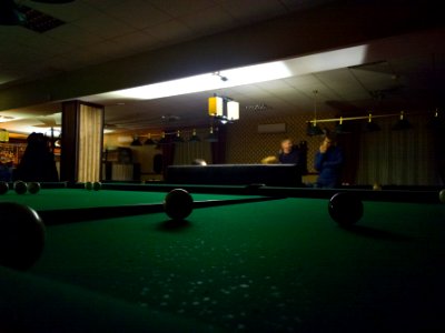 Cue. Harvest hotel.