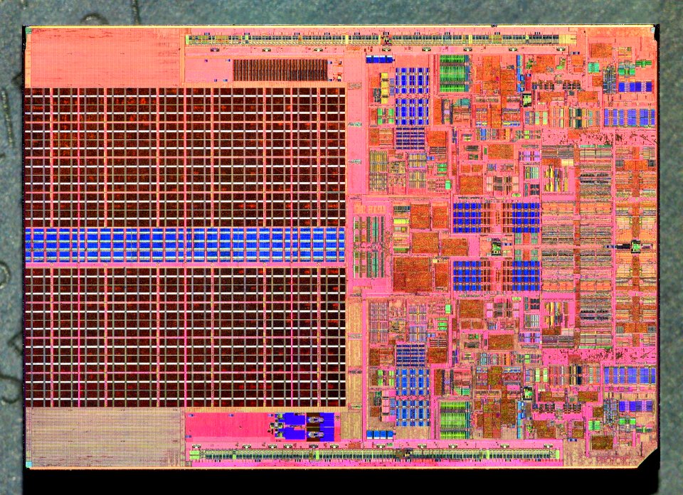 Intel Wolfdale die shot (E8400) etched