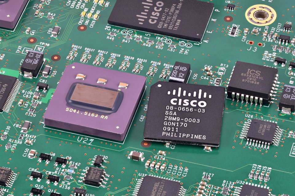 Cisco Super Santa Anna ASIC  -  Serial link transceiver