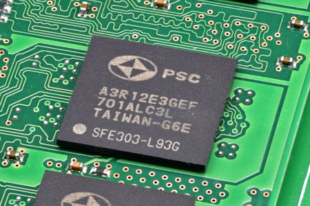 Powerchip 512Mb DDR - (Emtec Gdium Liberty 1000)