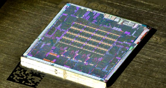ATI RV670 die shot