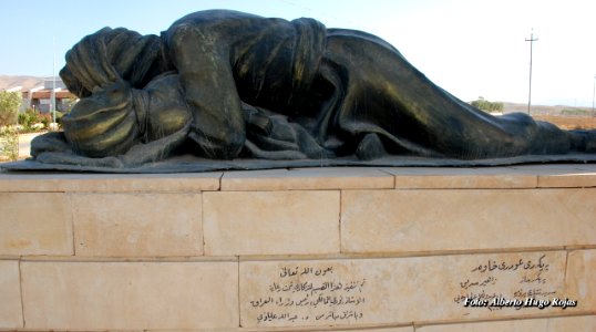 Bombas químicas sobre Halabja. VISITA LOS ENLACES EN LA DESCRIPCION.