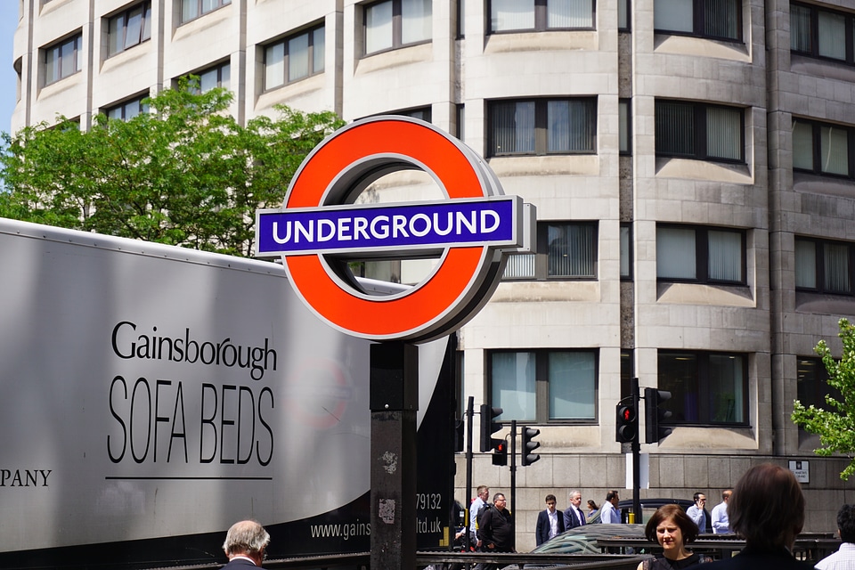 Shield england london underground