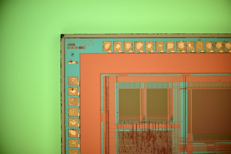 Fujitsu MB87J4030 die shot - top metal - markings