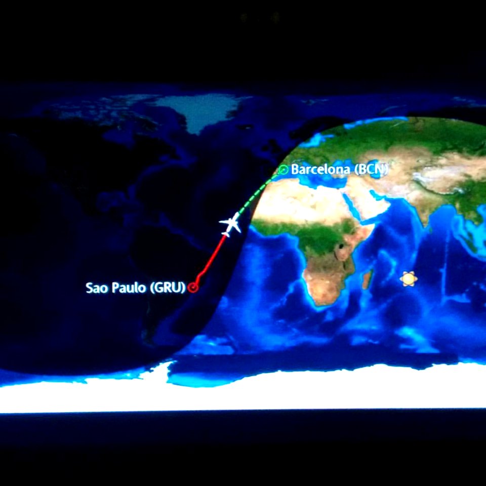 Muestra claramente el rumbo que he de seguir #travel #aeropuertosaopaulo #aeroplane #Barcelona