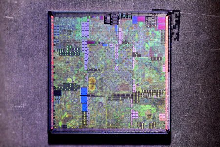 ATI R360 die shot