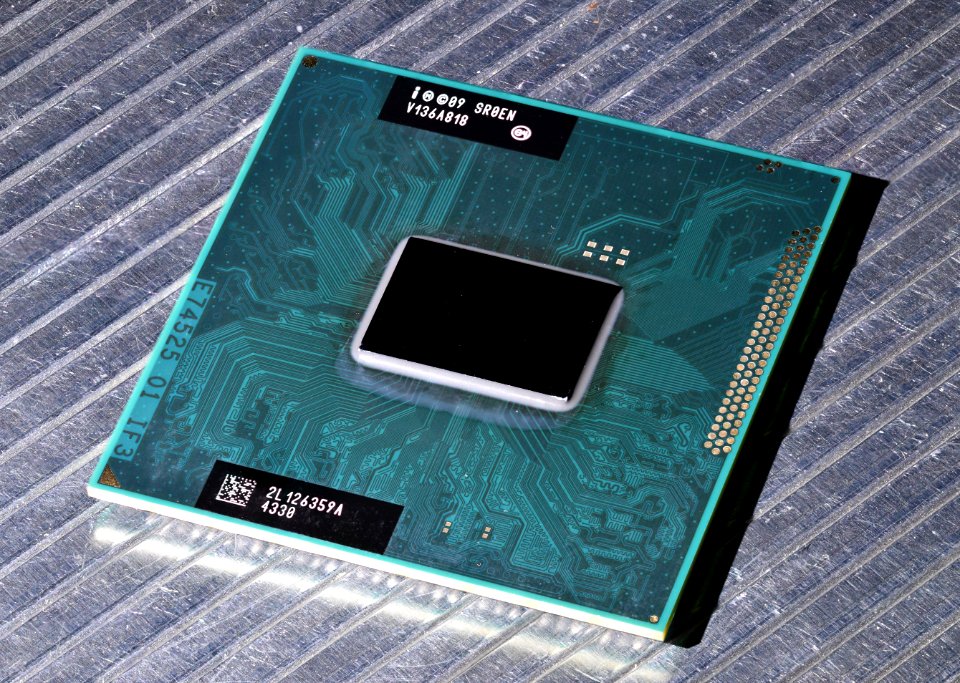 Intel Celeron B840 Sandy Bridge