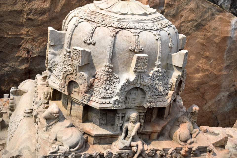Kalugumalai Vettuvan Koil