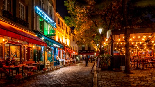 Restaurants in Paris (Place du Tertre) photo
