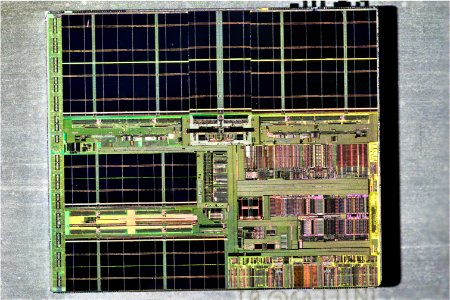 HP PA-8700 die shot - etched
