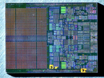 Intel Conroe (Core 2 Duo) die shot