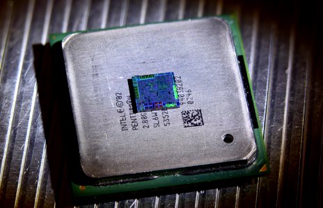 Nvidia GT218 die shot