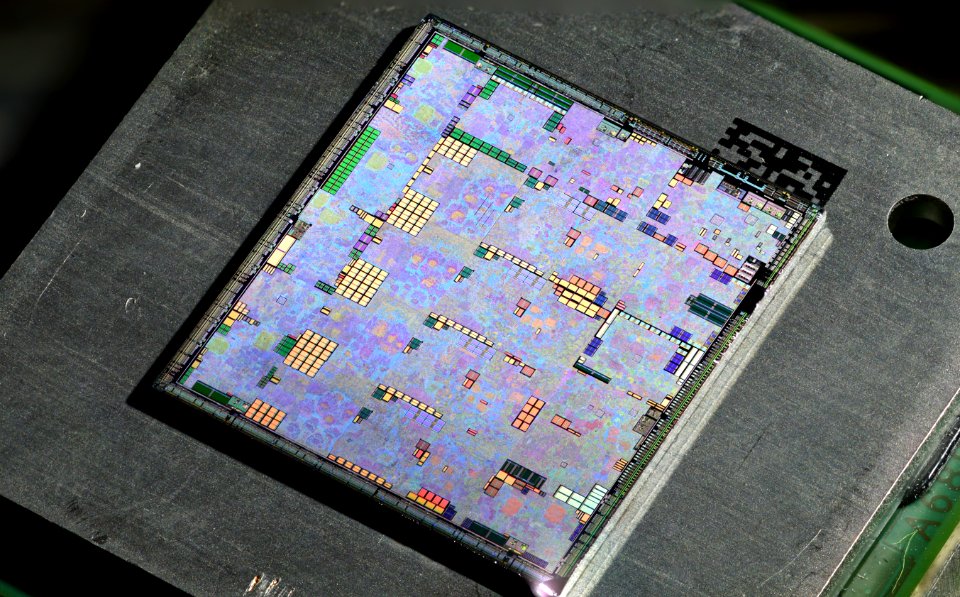 Nvidia NV40 die shot