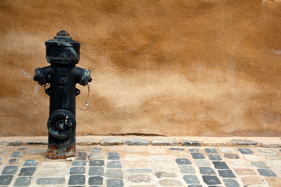 Metal fire fighting water water hydrant