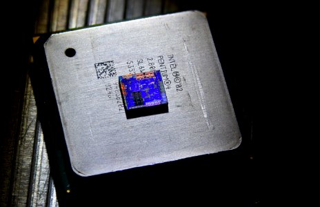 Nvidia GT218 die shot