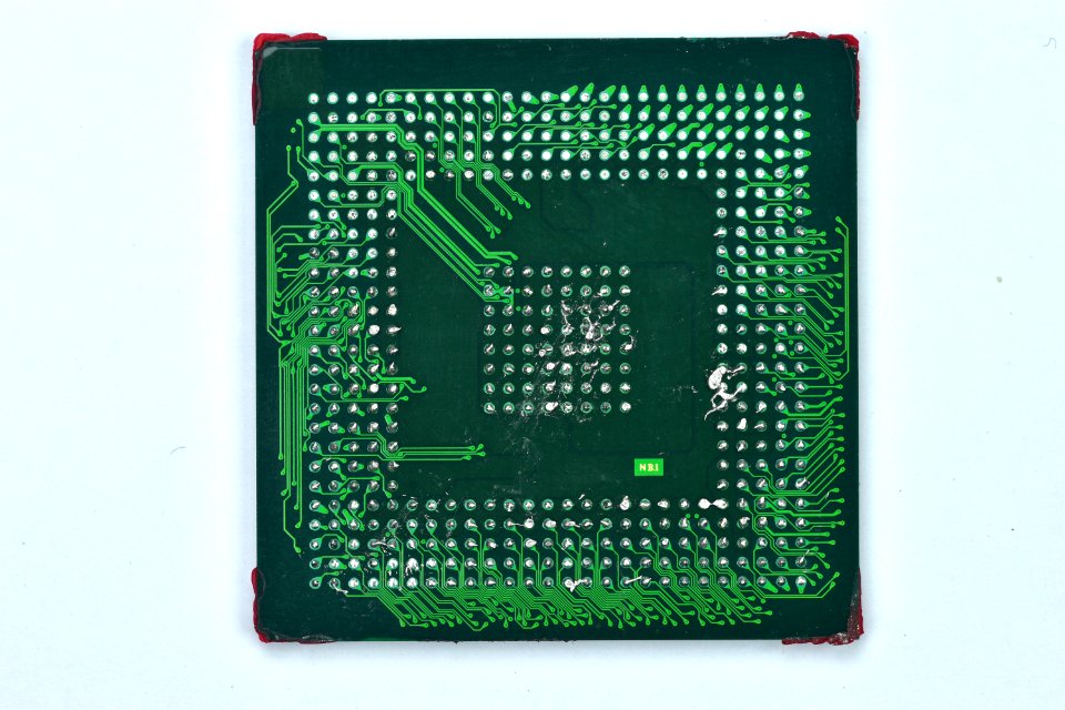 ATI Mobility Radeon unknown back