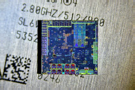 Nvidia GT218 die shot