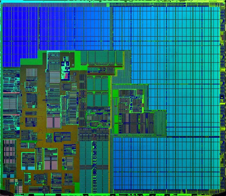 Intel Itanium 2 (Madison) die shot - etched