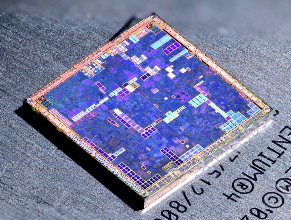 Nvidia NV44 die shot
