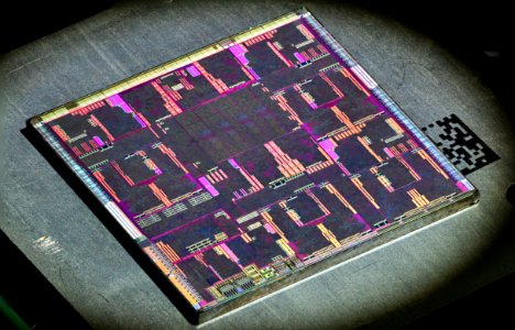 ATi R580+ die shot