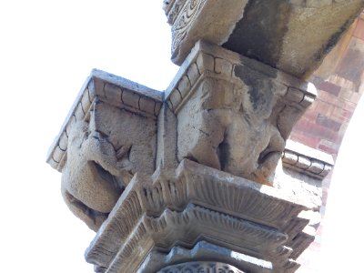 Dhruva Stambha Hindu temples Delhi