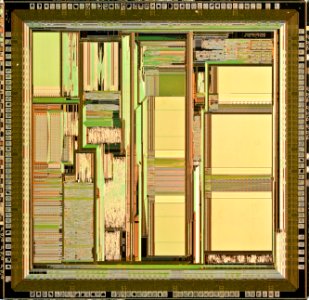 AMD AM29040 die shot - stitched (5x magnification) external light