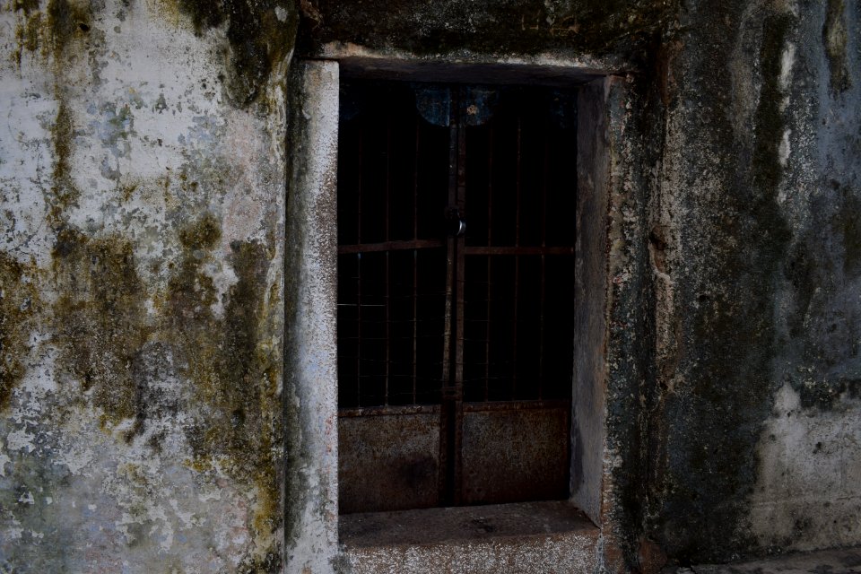 Kalugumalai Vettuvan Koil