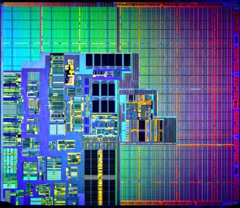 Intel Itanium 2 (Madison) die shot - etched photo