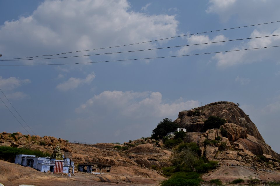 Kalugumalai Vettuvan Koil
