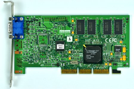 S3 Savage 4 Pro front
