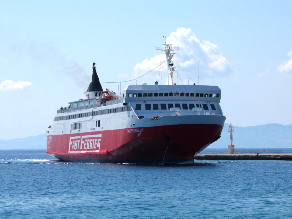 FAST FERRIES ANDROS