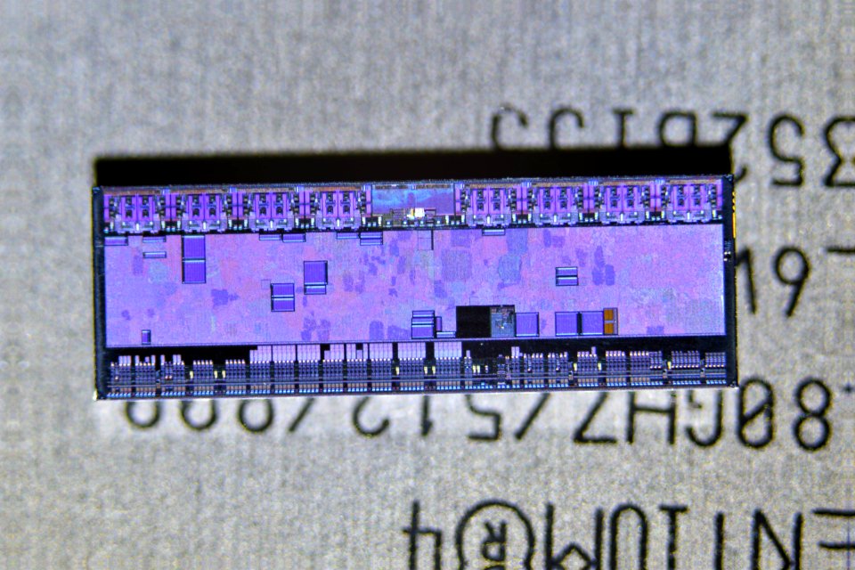Nvidia PCI-express <=> AGP bridge die shot