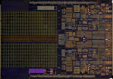 Intel Wolfdale die shot (E8400) etched - high resolution - stitched