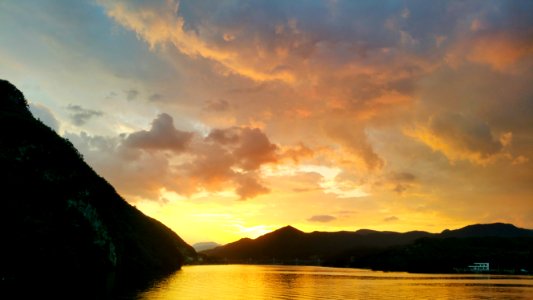 June 12, 2018 sunset 19:39PM