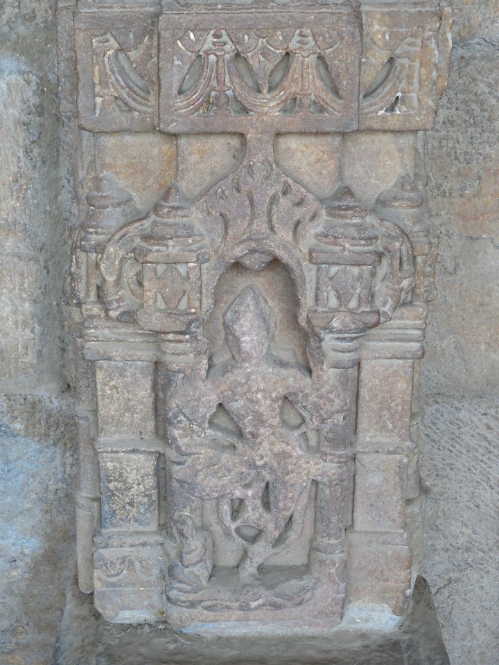 Dhruva Stambha Hindu temples Delhi