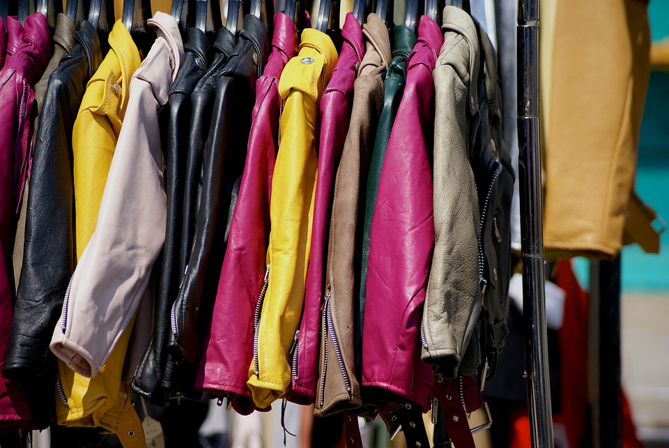 Fashion clothes retail