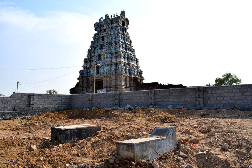 Manimoorthiswara Uchishta Ganapaty temple Tirunelveli