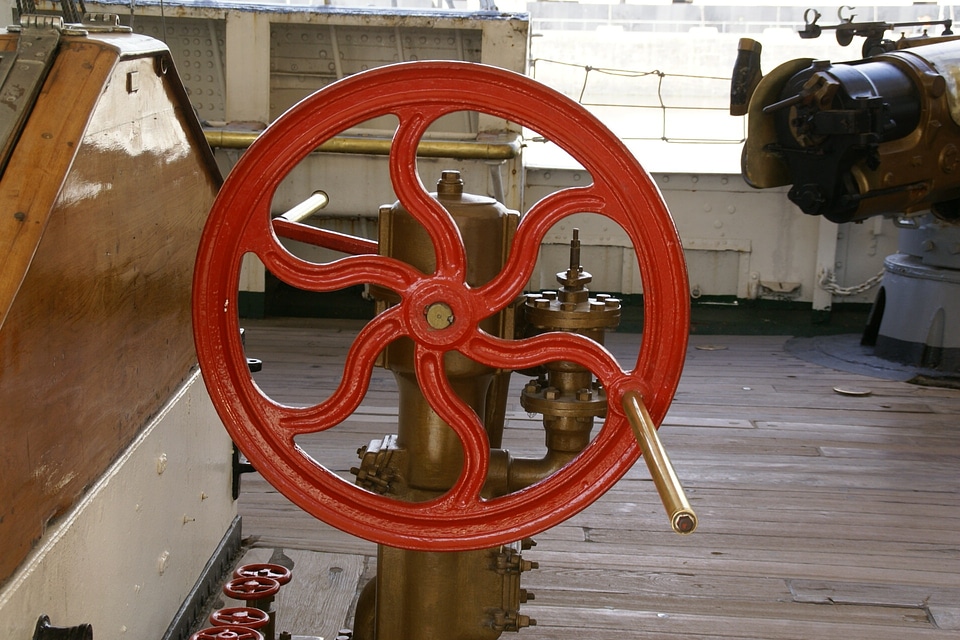 Steering wheel architecture historic