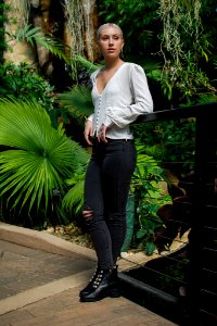 DSC 7083FB