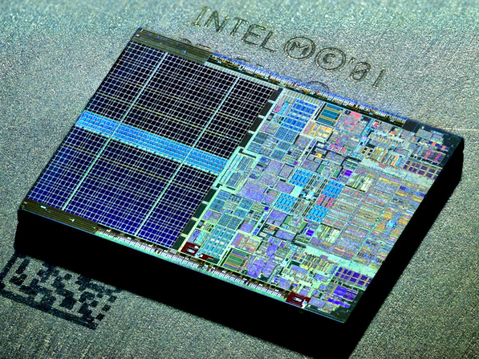 Intel Conroe (Core 2 Duo) die shot
