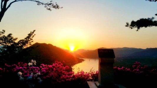 April 28, 2018 sunset