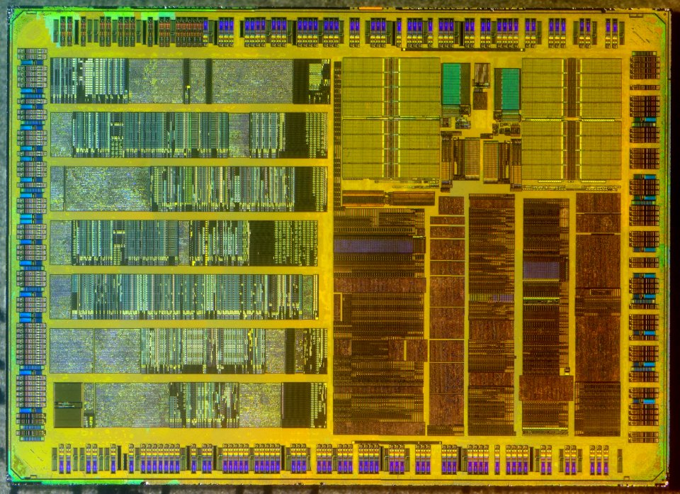 Freescale MPC8245 integrated processor die shot