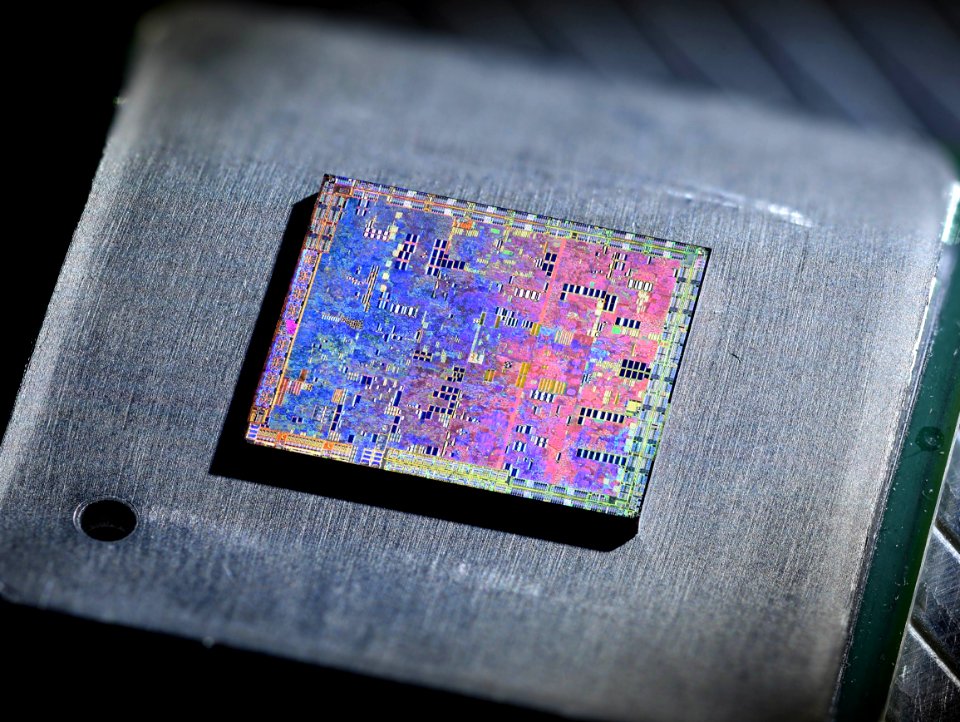 Nvidia G71 die shot
