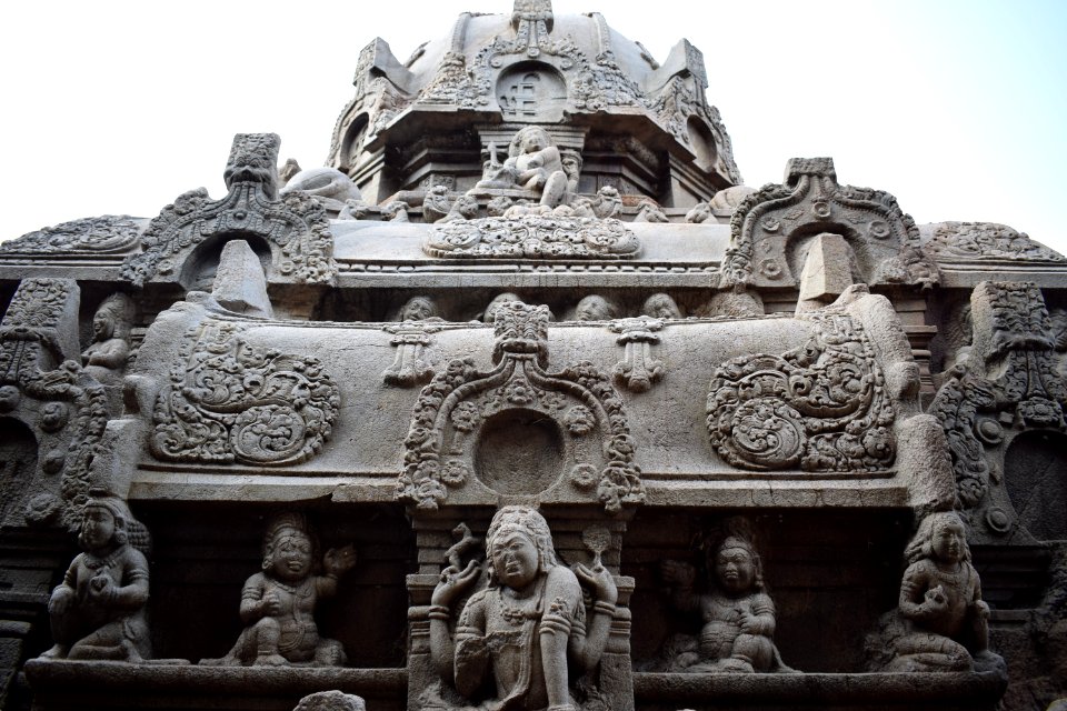 Kalugumalai Vettuvan Koil