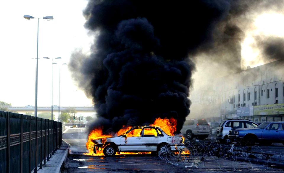 Vehicule En Flamme
