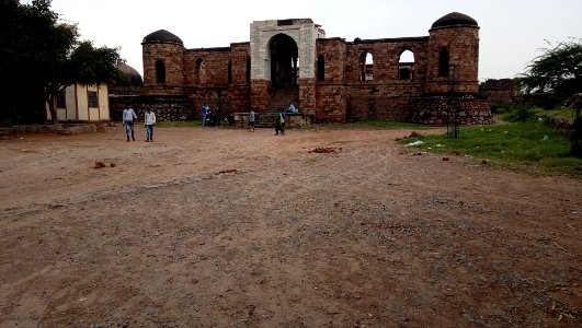 Sultangarhi tomb
