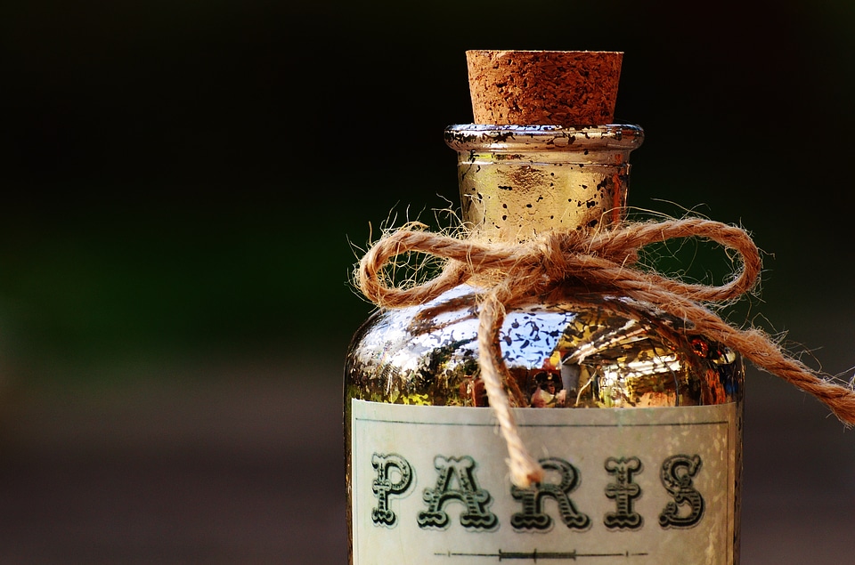 Glass glass bottle bottleneck